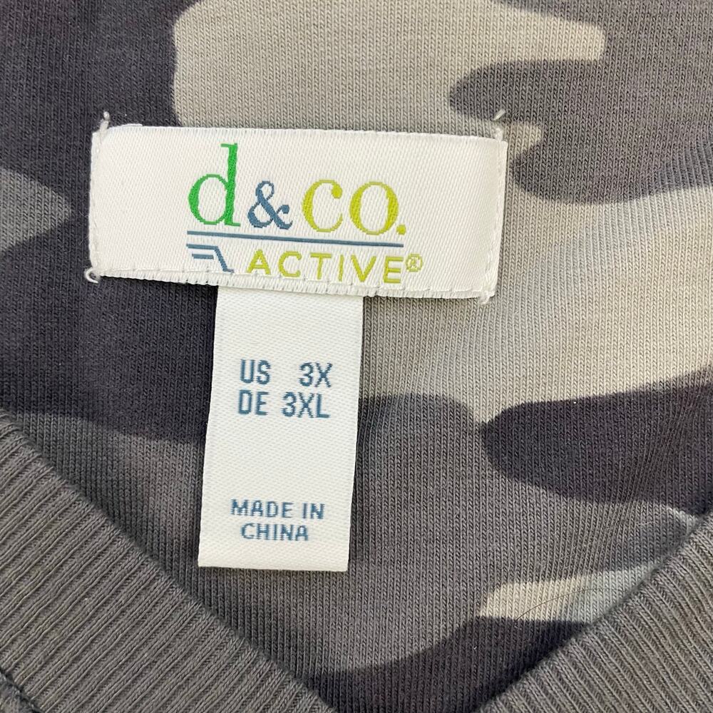 D&Co Active Camo Tunic Top Womens 3X Gray V Neck 3/4 Sleeve Pockets - Picture 2 of 8